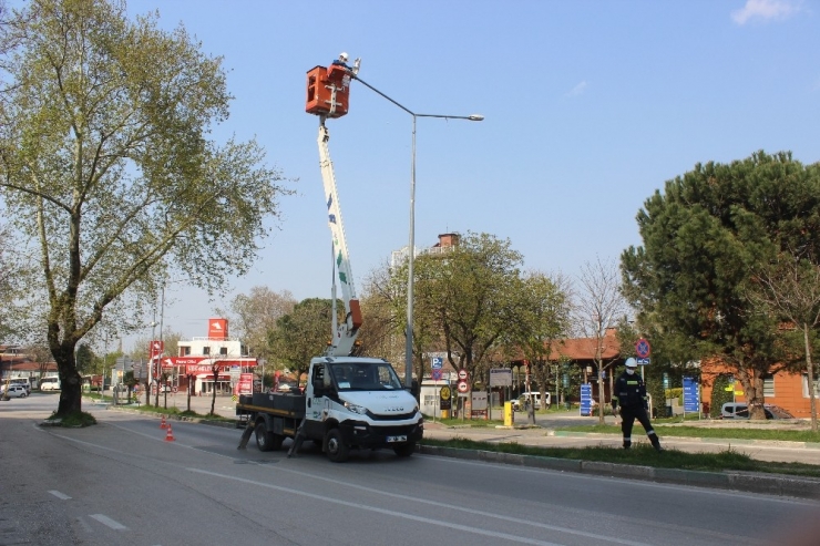 Vatandaş Elektriksiz Kalmasın Diye Uedaş 24 Saat Görevde