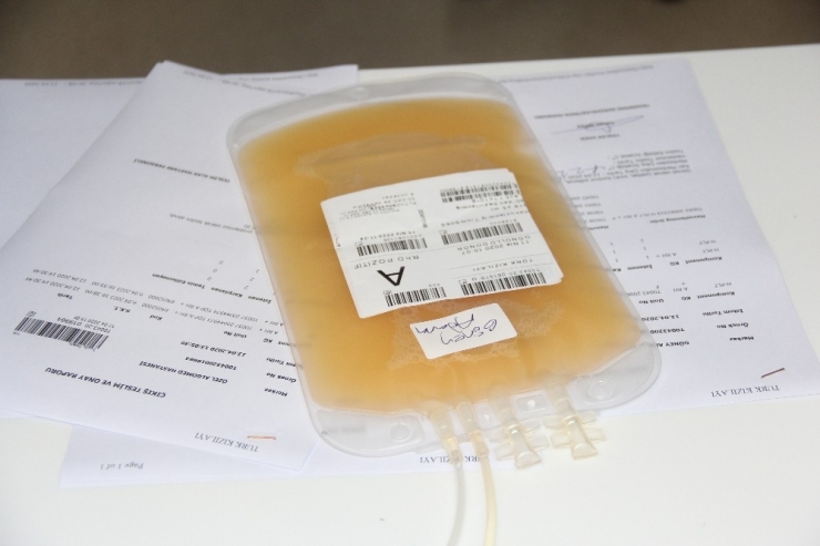 İki Sağlık Çalışanı Korona Virüs Hastalarına Umut Oldu