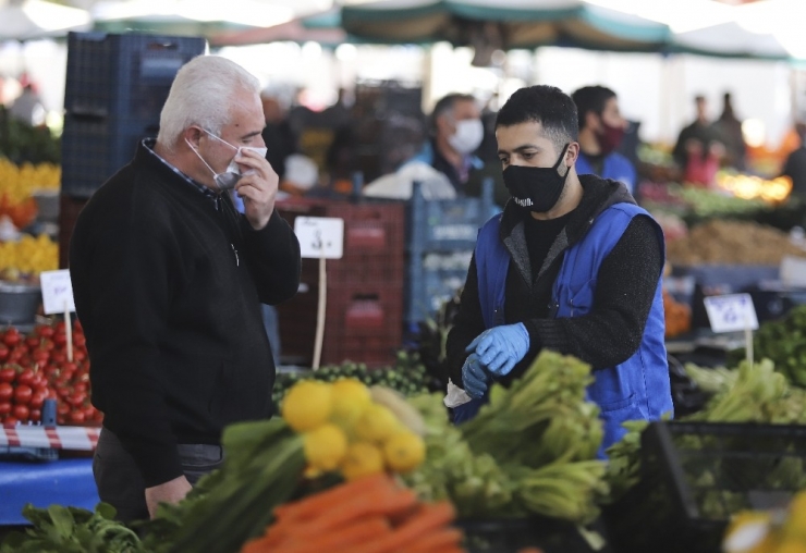 Sokağa Çıkma Yasağı Sebebi İle Elde Kalan Ürünler İçin Semt Pazarı Açıldı