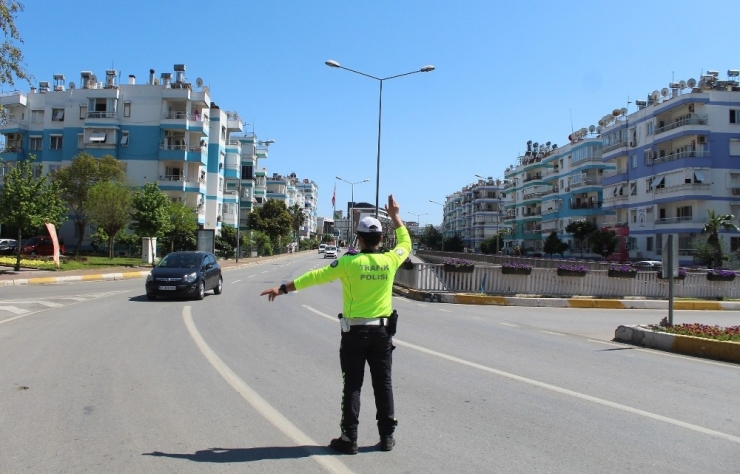 Antalya’da 2 Günlük Yasak İhlaline 3 Milyon 295 Bin Tl Para Cezası