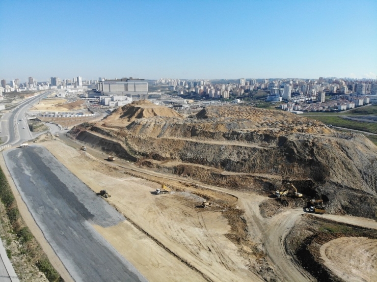- Başakşehir Şehir Hastanesi Yollarında Çalışmalar Tüm Hızıyla Devam Ediyor