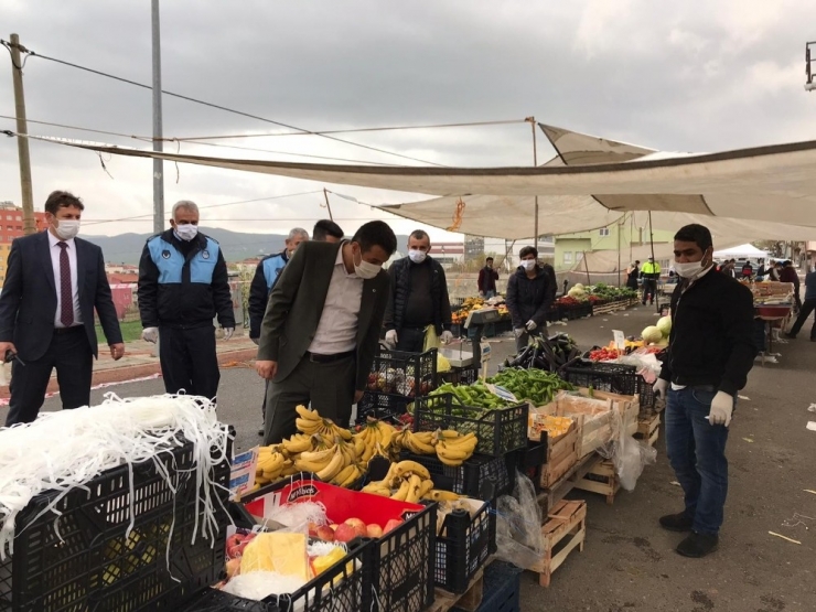 Kaymakam Şekerci Semt Pazarını Denetledi