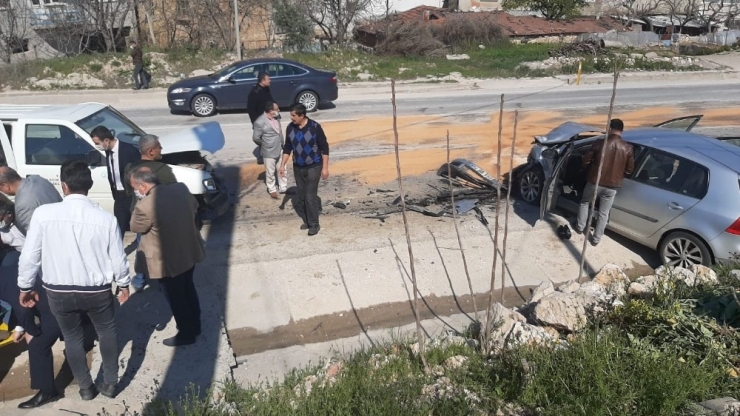 Bilecik’te Trafik Kazası; 4 Yaralı