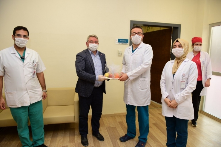 Çorum Belediyesi’nden Sağlık Çalışanlarına Jest