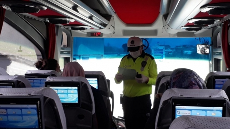 Sakarya’da Virüs Tedbirlerine Uymayan 993 Kişiye 1 Milyon 507 Bin 482 Lira Ceza Kesildi