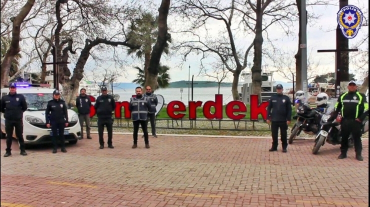 Erdek Polisinden ’Evde Kal’ Klibi