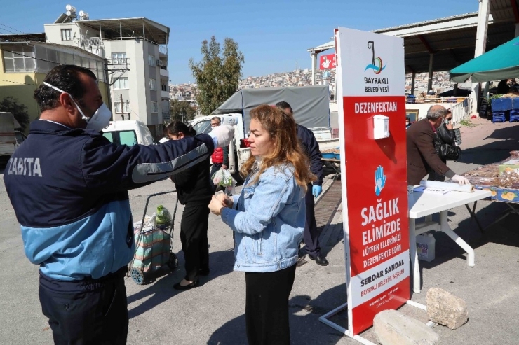 Bayraklı’da Zabıtadan Pazar Yerlerinde Denetim