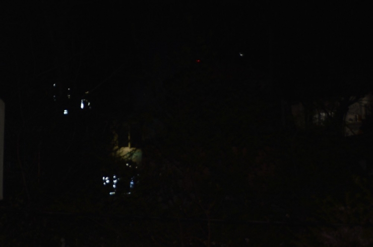 Şişli’de İki Katlı Ahşap Bina Alev Alev Yandı