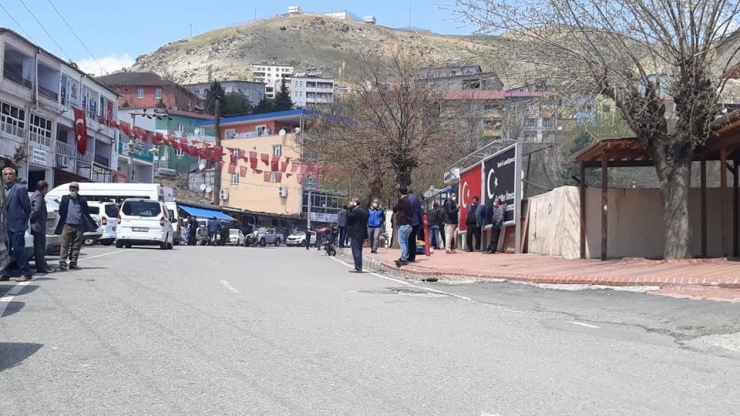 Kulp’ta Hayat Kısmen Normale Döndü