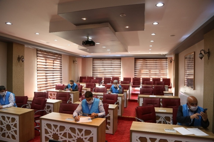 Develi Belediyesi’nin Yaşlılara Özel Desteği Devam Ediyor