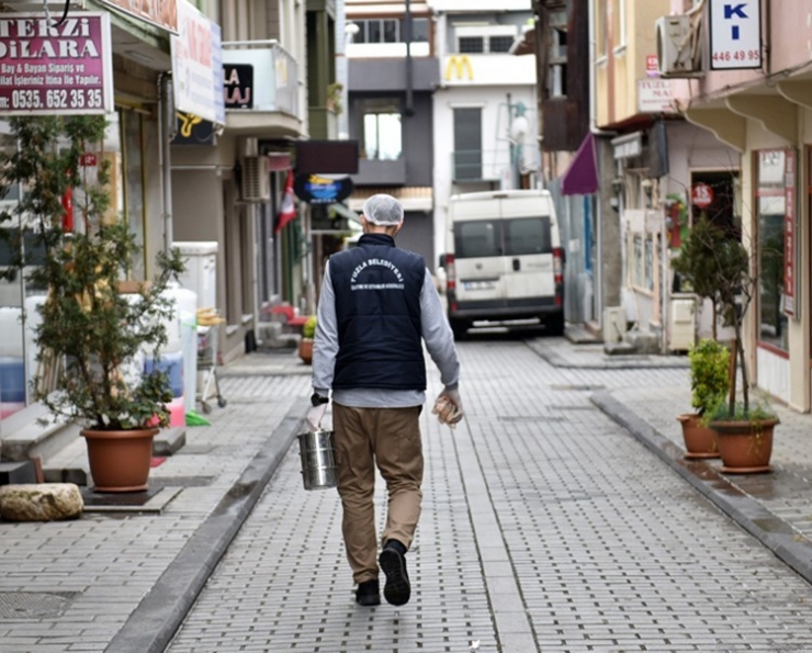 Tuzla Belediyesi’nden Korona Virüs Tedbirleri Kapsamında Vatandaşlara "Vefa"lı Hizmet