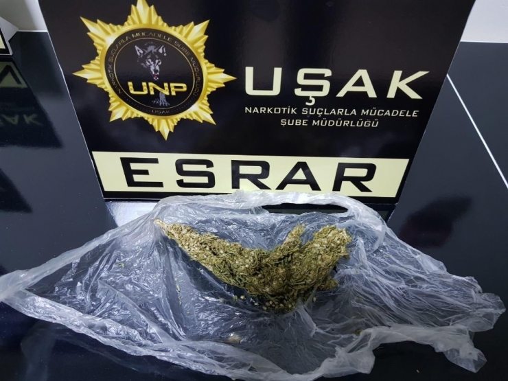 Uşak’ta Uyuşturucu Operasyonları: 8 Gözaltı
