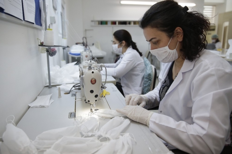 Büyükşehir Belediyesi Maskede Seri Üretime Geçti