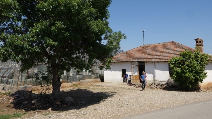 Antalya’da 10 Yaşındaki Çocuğun Feci Ölümü