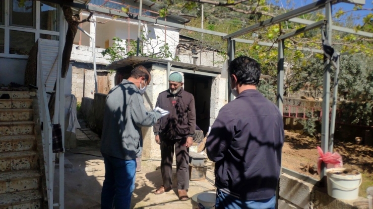 Emeklilerin Bayram Promosyonları Da Evlerine Götürülüyor