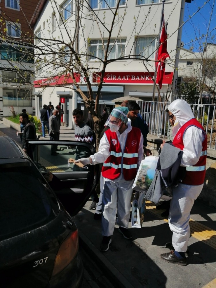 Dicle Vefa Sosyal Destek Grubu Çalışmalarına Devam Ediyor