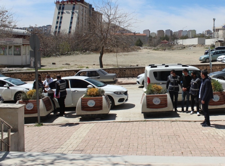 Kavgada Yanlış Şahsı Öldüren Şüpheli Yakalandı