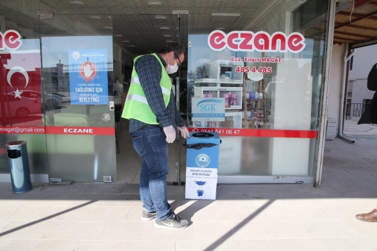 Gölbaşı’nda Maske Ve Eldiven İçin Özel Atık Kutusu