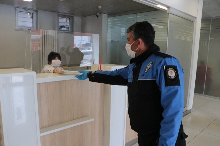 ’Biz Bize Yeteriz Türkiye’m Dediler, Oyuncak Alacakları Parayı Kampanyaya Bağışladılar