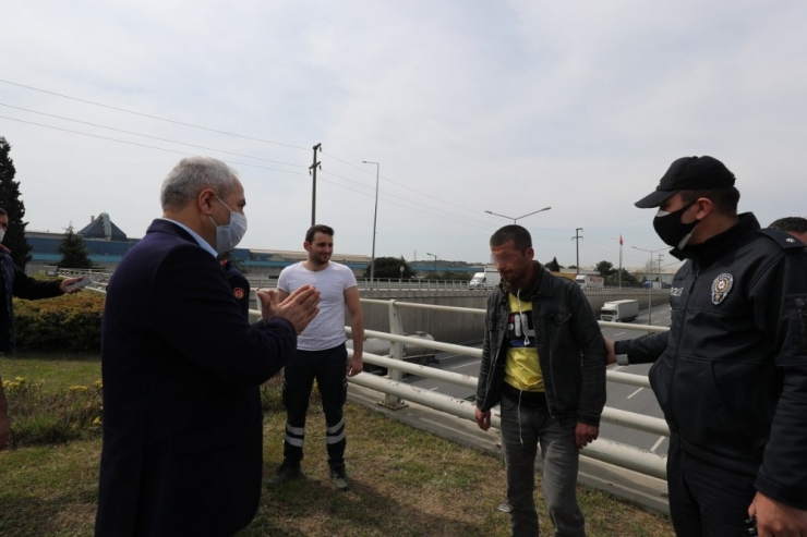 İntihar Etmek İsteyen Vatandaşı Belediye Başkanı İkna Etti