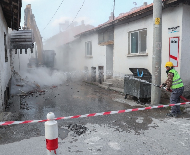 Vefa’da Kentsel Dönüşüm Yıkımları Başladı