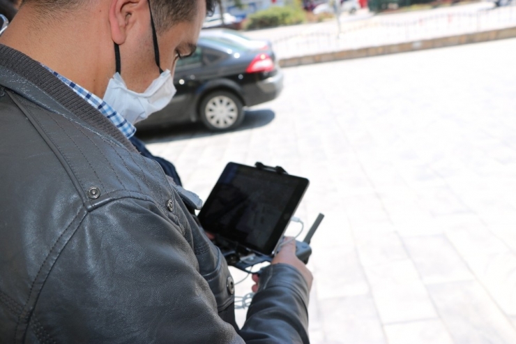Niğde’de Polis Drone İle Sosyal Mesafe Kontrolü Yaptı