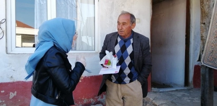 Ordu’da Evde Kalanlara ’Çiçek’