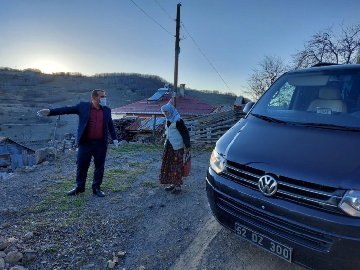 Korona Virüsü Yenen Yaşlı Kadına Makam Aracını Tahsis Etti