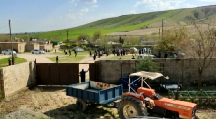 Pencere Kavgasında Mahalle Savaş Alanına Döndü