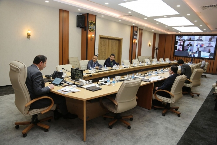 Vali Ayhan: "66 Hastamız Taburcu Edildi"