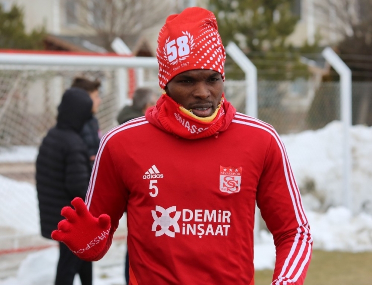 Sivasspor’un En Hırçın İsmi Isaac Cofie