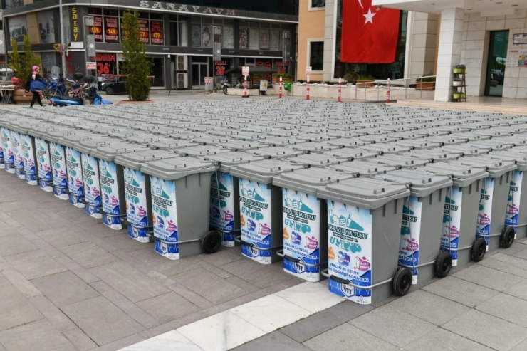 Bursa’da Kullanılmış Maske Ve Eldivenler Tıbbi Atık Kutularına Atılacak