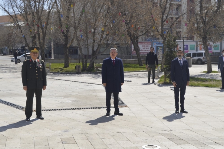 Ağrı’nın Düşman İşgalinden Kurtuluşunun 102. Yıl Dönümü Törenle Kutlandı