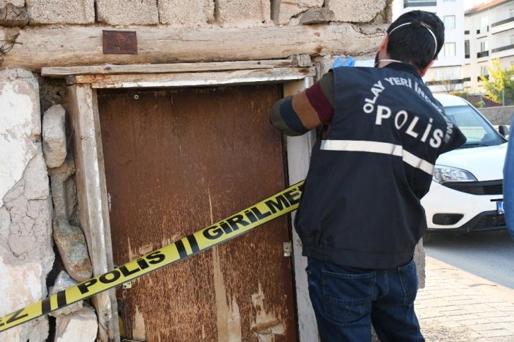 Kolonya İçen Kişi Hayatını Kaybetti