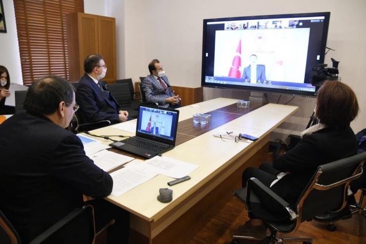 Başkan Demir: “Tüm Arazilerimizi Şeker Pancarı Üreticilerimize Kiraladık”