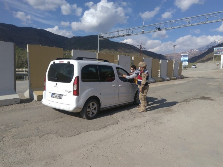 Kozluk’ta İki Bina Korona Virüs Nedeni İle Karantinaya Alındı