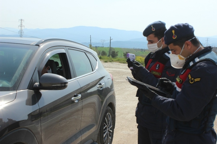Osmaneli’nin 3 Ayrı İlçe Girişinde Korona Virüs Kontrol Ve Denetimleri Sürüyor
