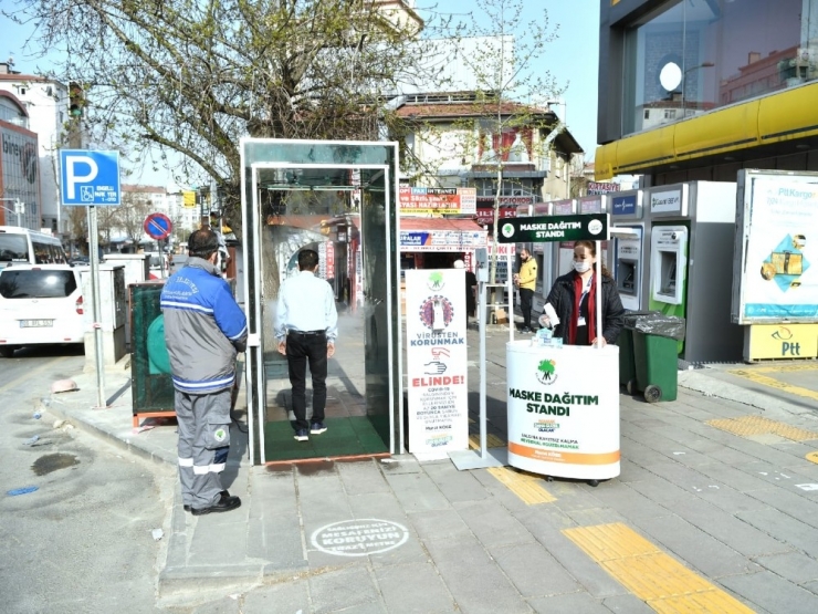 Dikimevi’ne Yaya Dezenfektan Tüneli