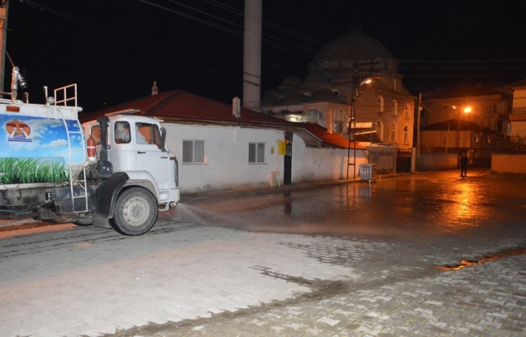 Başkan Özdemir: “Halkımız İçin 24 Saat Çalışıyoruz”