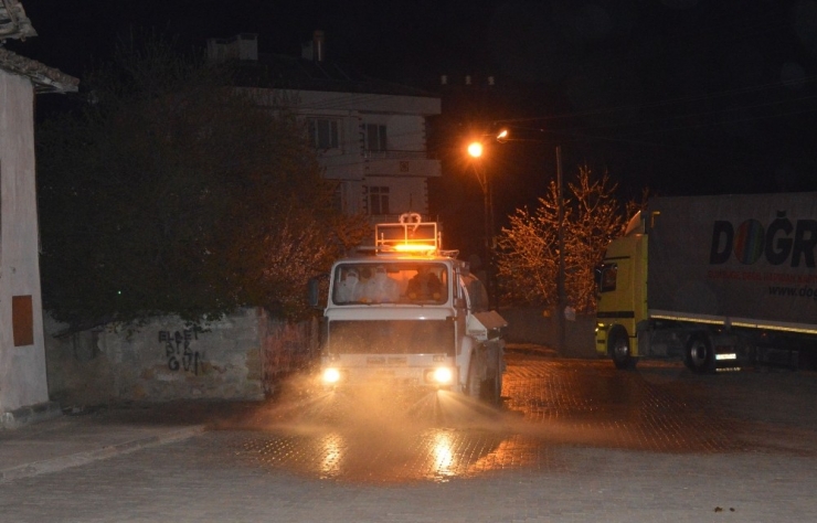 Başkan Özdemir: “Halkımız İçin 24 Saat Çalışıyoruz”