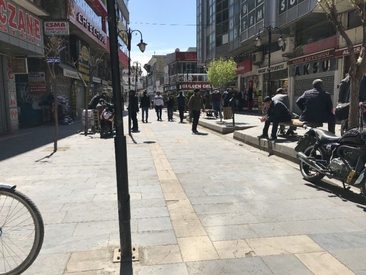 Iğdır’da Korona Yasakları İhlal Ediliyor