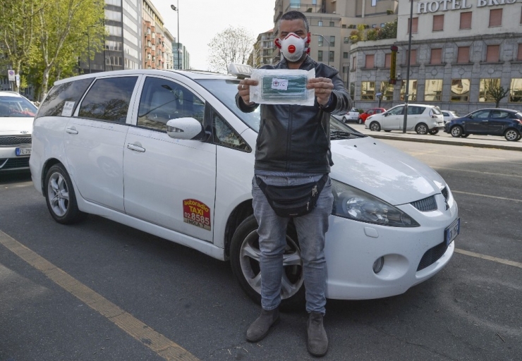 İtalya’da Korona Nedeniyle Ölü Sayısı 21 Bin 645’e Çıktı