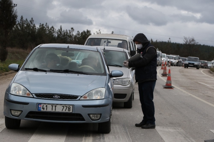 Karabük’e 30 Büyükşehir Ve Zonguldak Plakalı Araçlar Alınmayacak