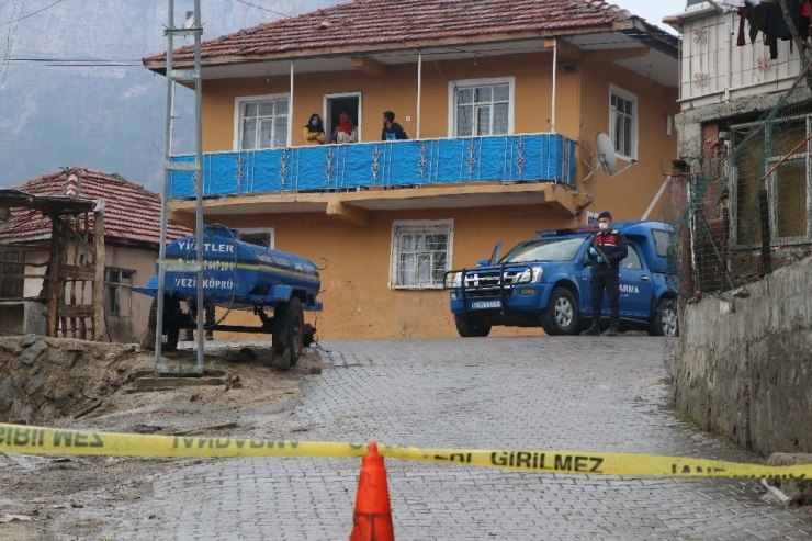 Karabük’ün En Büyük Köyü Cumayanı’nda 2 Mahallede 16 Hane Karantina Altına Alındı