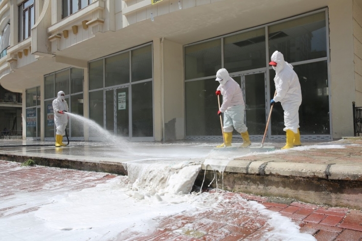 Karaköprü Dezenfekte Timi Her Mahalleye Ulaşıyor