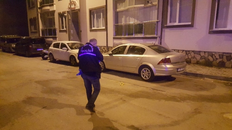 Karaman’da Apartman Dairesine Av Tüfeğiyle Ateş Açıldı