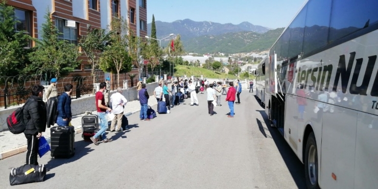 Mersin’de Karantina Süreleri Dolan 244 Vatandaş Evlerine Gönderildi
