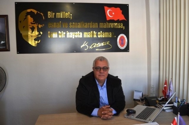 Ayvalık’ta Küçük Esnaftan Alışveriş Yapın Çağrısı