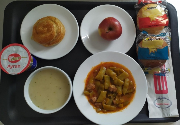 Bursa’da Sağlıkçılara Zengin Menü