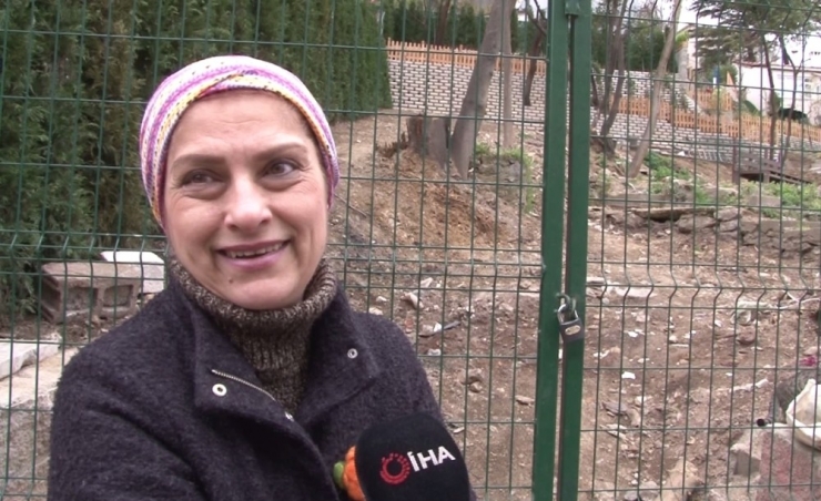 İletişim Başkanı Fahrettin Altun’a Ünlü Sanatçı Şükriye Tutkun’dan Destek